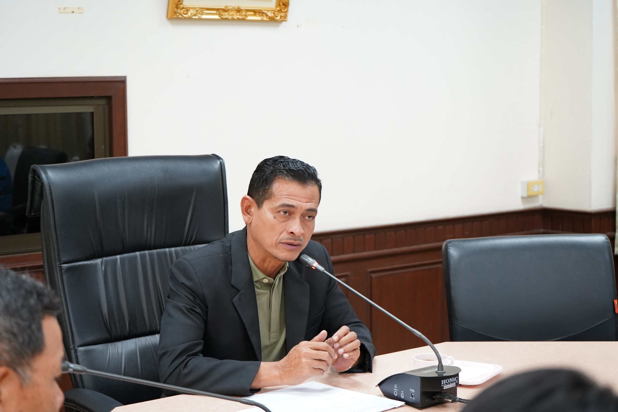 การประชุม ปรึกษาหารือแนวทางปฏิบัติเกี่ยวกับการก่อสร้างสะพานหรือทุ่นจิกซอว์ลอยน้ำ