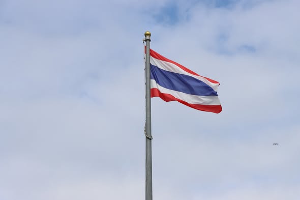 เทศบาลเมืองตากใบ จัดกิจกรรมเคารพธงชาติทุกวันจันทร์ สำนึกคุณ "ชาติ ศาสน์ กษัตริย์" เพื่อเสริมสร้างจิตสำนึกต่อสถาบันชาติ ศาสนา พระมหากษัตริย์และการเป็นข้าราชการที่ดี